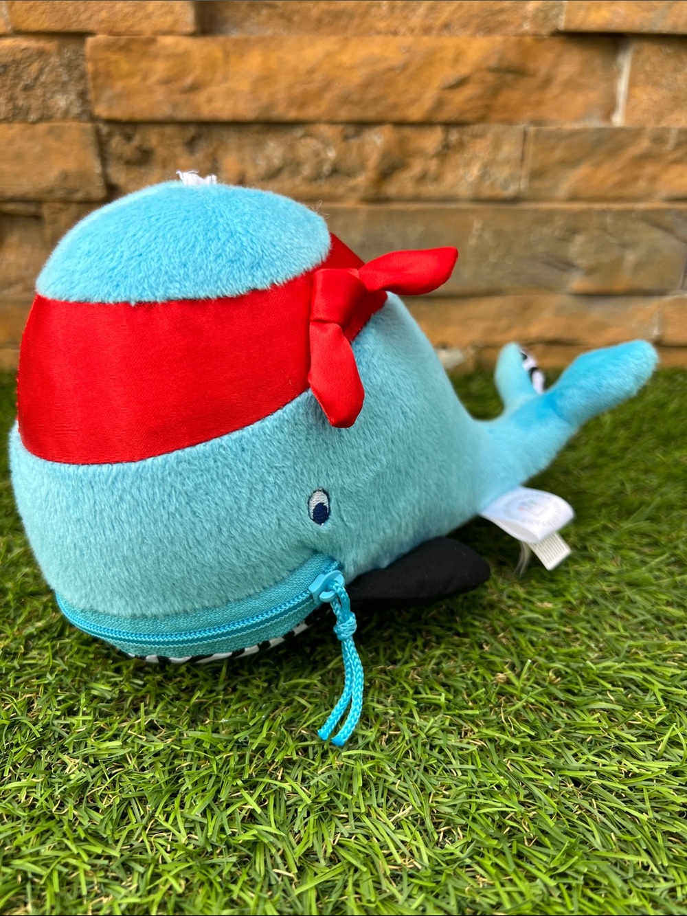 Manhattan Toy Baby Plush Waldon Whale Zip Play Activity Teether Rings 2015